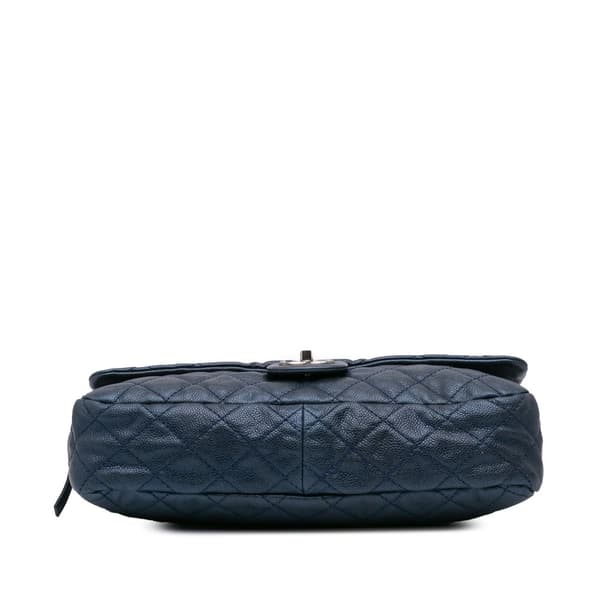 Pre-owned Chanel Jumbo Quilted Caviar Easy Flap Blue