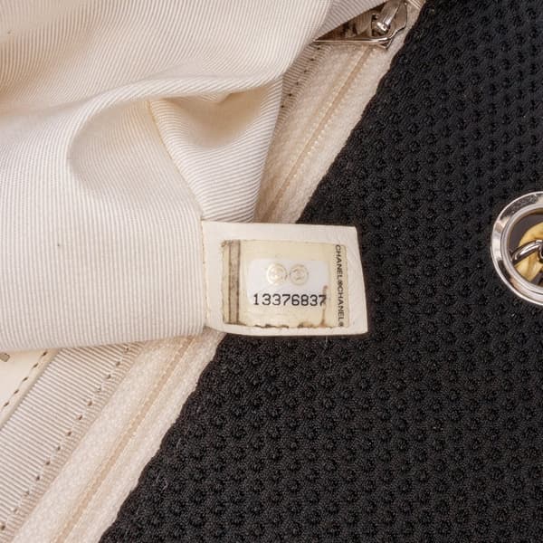 Pre-owned Chanel Medium Classic Mesh Single Flap Black