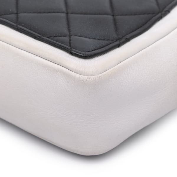 Pre-owned Chanel Medium Bicolor Calfskin Graphic Flap Black