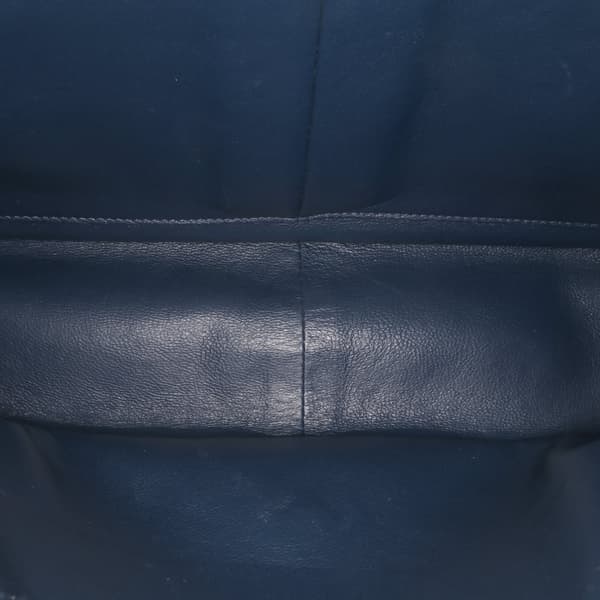 Pre-owned Chanel Jumbo Classic Caviar Double Flap Blue
