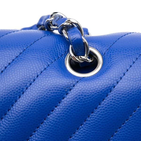 Pre-owned Chanel Medium Classic Chevron Caviar Double Flap Blue