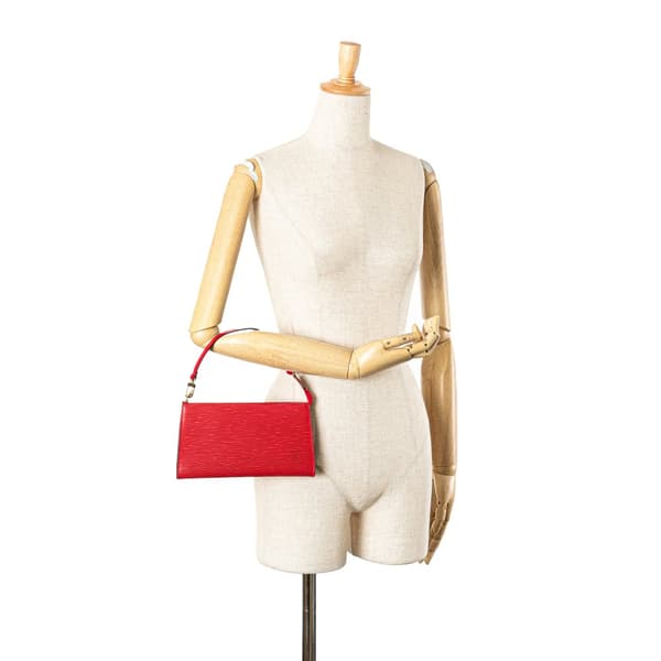 Pre-owned Louis Vuitton Epi Pochette Accessoires Red