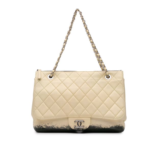 Pre-owned Chanel Maxi Quilted Calfskin Blizzard Zip Top Flap White