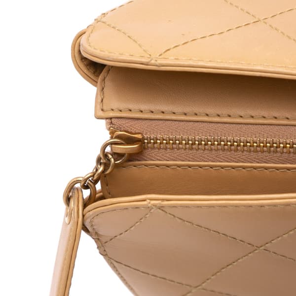 Pre-owned Chanel CC Quilted Lambskin Chain Shoulder Bag Brown