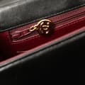Miniatyrbillede 8 af 10: Pre-owned Chanel CC Patent Snake Chain Flap Black