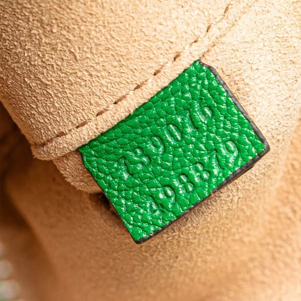 Pre-owned Gucci Mini Leather Aphrodite Shoulder Bag Green