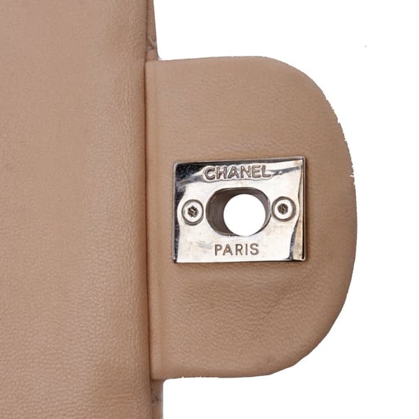 Pre-owned Chanel Medium Classic Lambskin Double Flap Brown