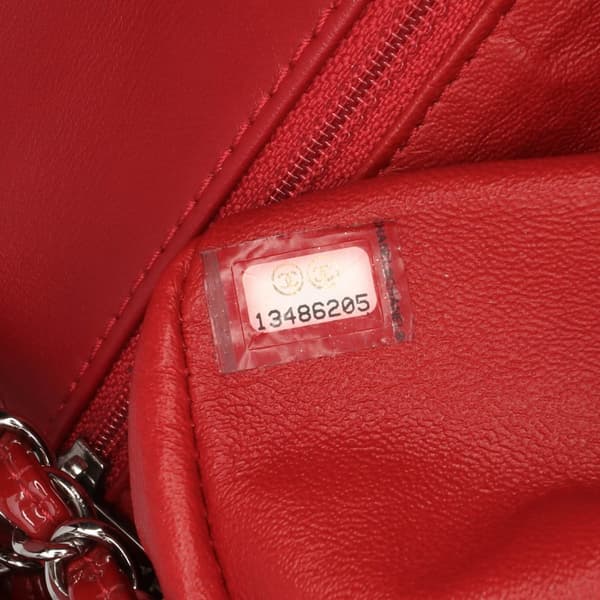 Pre-owned Chanel CC Chevron Patent Accordion Single Flap Red