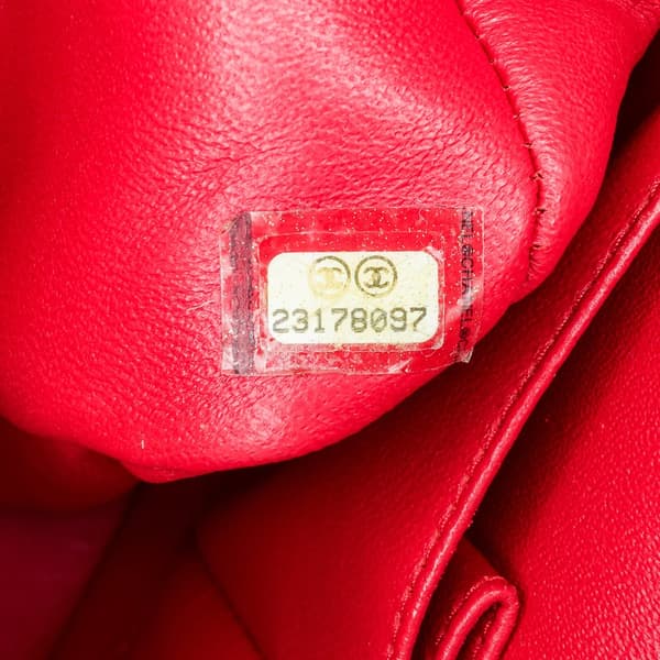 Pre-owned Chanel Medium Classic Lambskin Double Flap Red