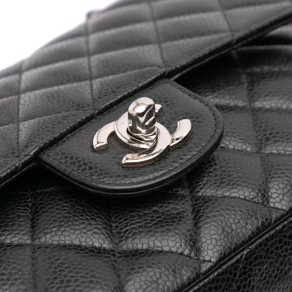 Pre-owned Chanel Medium Classic Caviar Double Flap Black