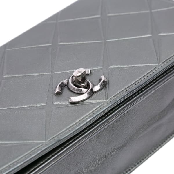 Pre-owned Chanel Medium Embossed Calfskin Propeller Flap Gray