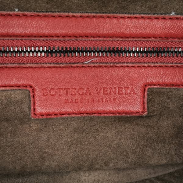Pre-owned Bottega Veneta Nappa Intrecciato Montaigne Shoulder Bag Red