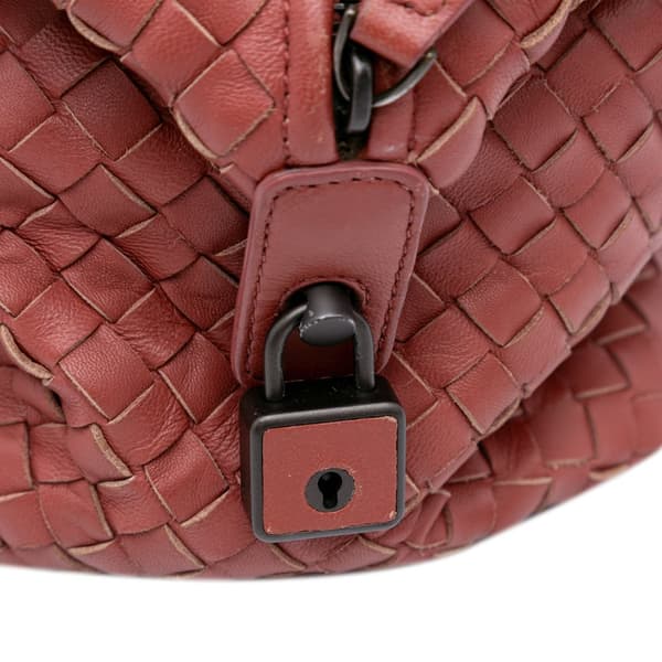 Pre-owned Bottega Veneta Nappa Intrecciato Montaigne Shoulder Bag Red