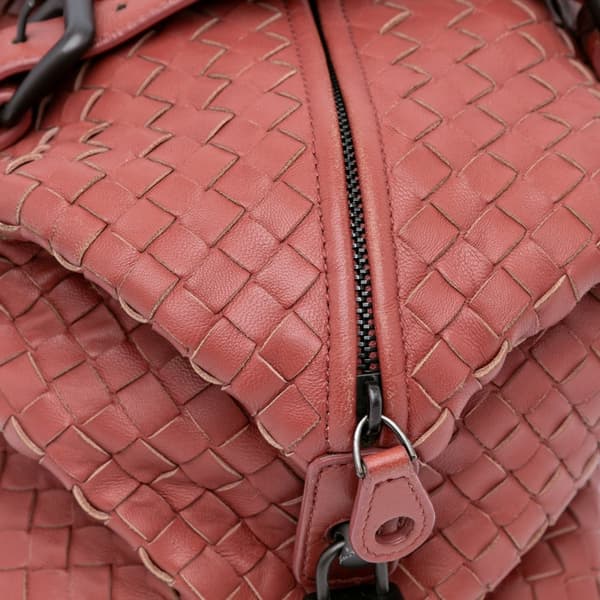 Pre-owned Bottega Veneta Nappa Intrecciato Montaigne Shoulder Bag Red