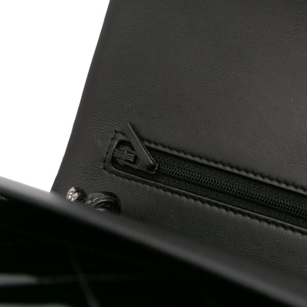 Pre-owned Chanel Jumbo Classic Patent Double Flap Black