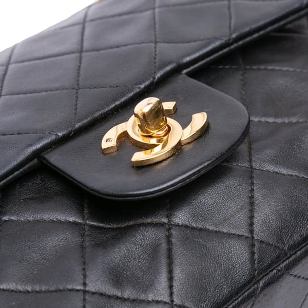 Pre-owned Chanel Small Classic Lambskin Double Flap Black