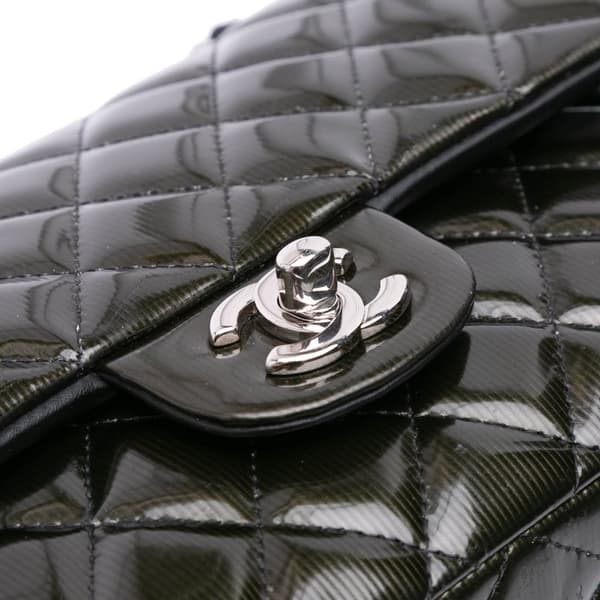 Pre-owned Chanel Medium Classic Striped Patent Double Flap Black