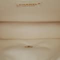 Miniatyrbillede 4 af 10: Pre-owned Chanel Medium Calfskin and Wool Knit Single Flap White