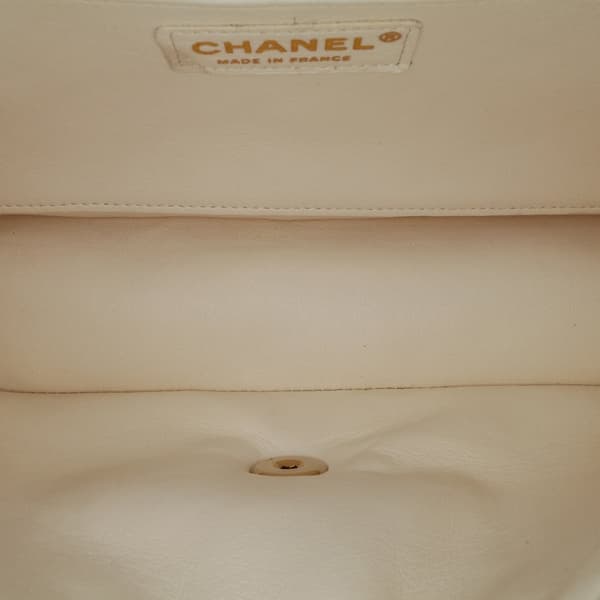 Pre-owned Chanel Medium Calfskin and Wool Knit Single Flap White