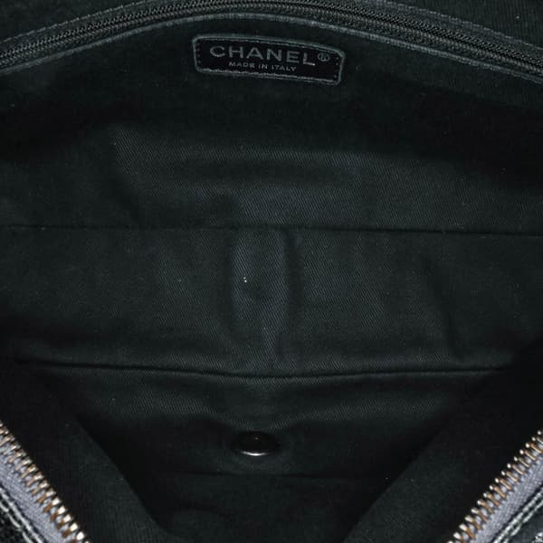 Pre-owned Chanel Jumbo Quilted Caviar Easy Flap Bag Purple