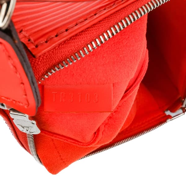 Pre-owned Louis Vuitton Epi Pochette Accessoires Orange