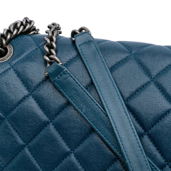Pre-owned Chanel Large Shiny Quilted Lambskin Burgundy Rocks Flap Blue
