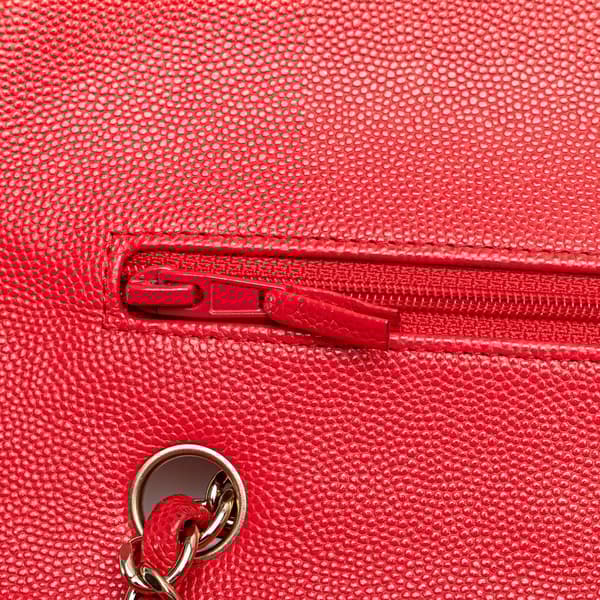 Pre-owned Chanel Medium Classic Caviar Double Flap Red