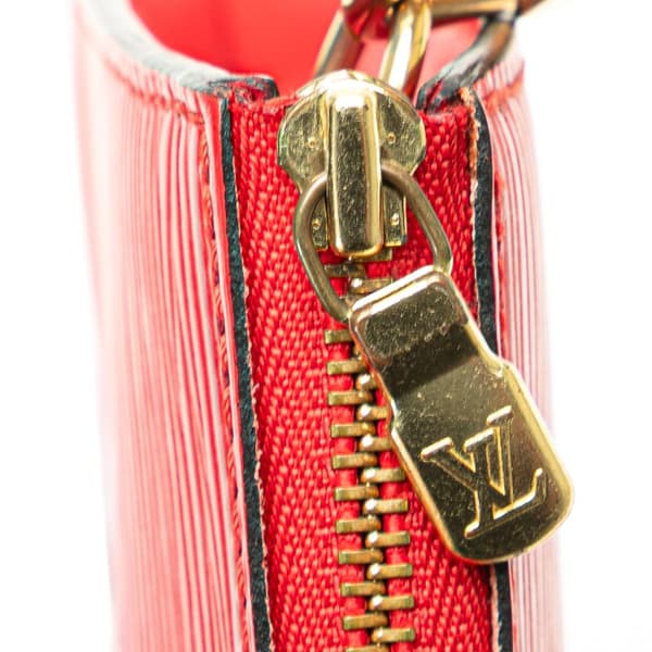 Pre-owned Louis Vuitton Epi Pochette Accessoires Red