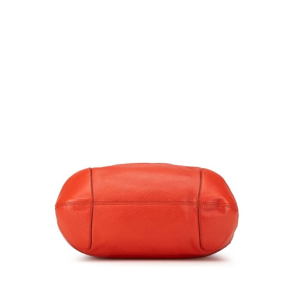 Pre-owned Gucci Medium Leather Soho Shoulder Bag Red