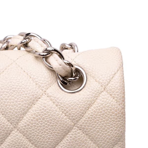 Pre-owned Chanel Jumbo Classic Caviar Double Flap White