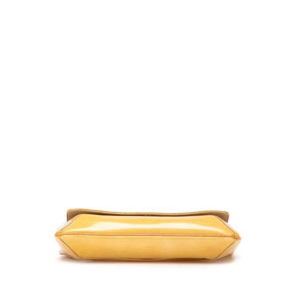 Pre-owned Louis Vuitton Monogram Vernis Thompson Street Yellow