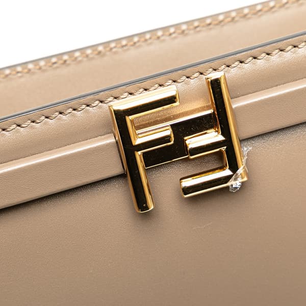 Pre-owned Fendi Leather Touch Shoulder Bag Brown