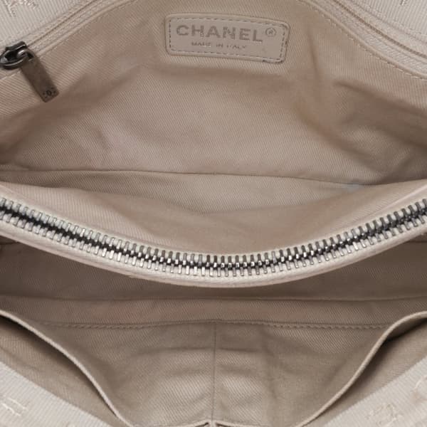 Pre-owned Chanel Quilted Lambskin Rocks Flap Bag Red