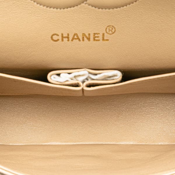 Pre-owned Chanel Medium Classic Lambskin Double Flap Brown