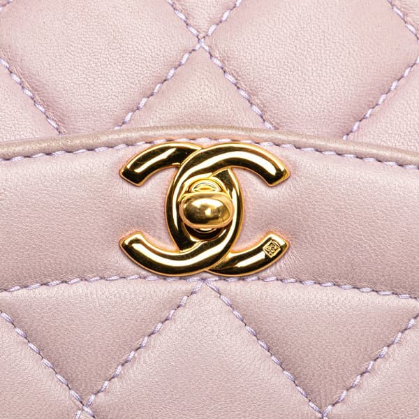 Pre-owned Chanel CC Quilted Lambskin Diana Flap Shoulder Bag Pink