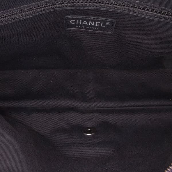 Pre-owned Chanel Jumbo Quilted Caviar Easy Flap Bag Purple