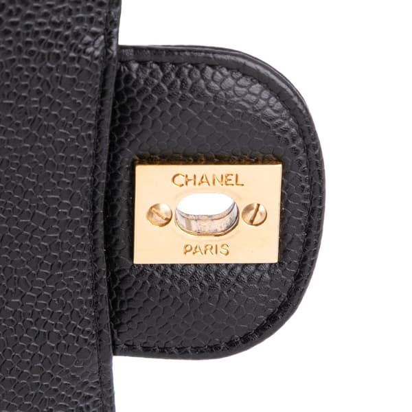 Pre-owned Chanel Medium Classic Caviar Double Flap Black