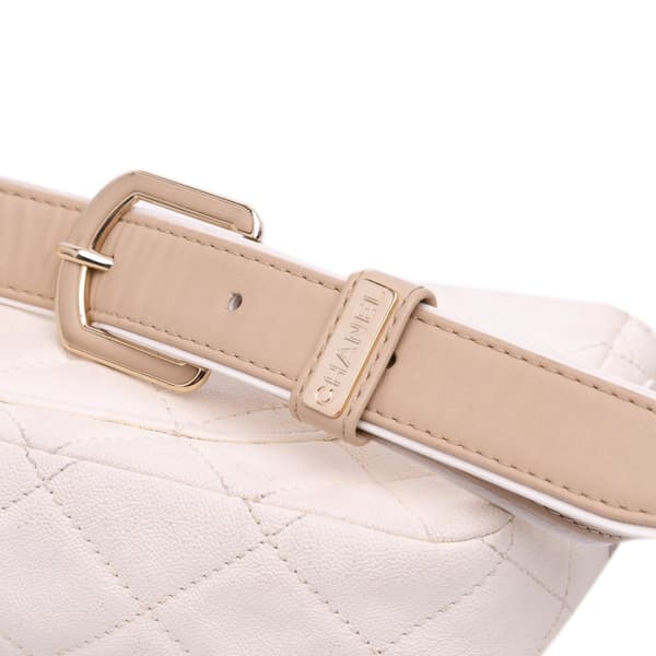 Pre-owned Chanel Medium CC Quilted Caviar Buckle Strap Messenger Bag Brown