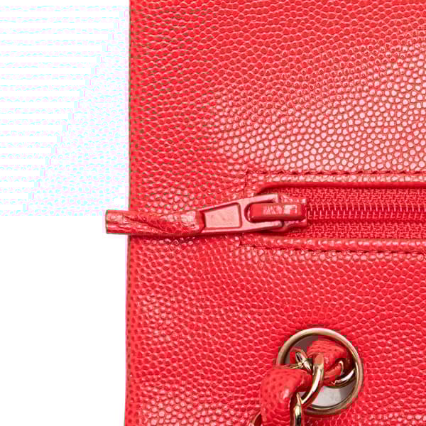 Pre-owned Chanel Medium Classic Caviar Double Flap Red