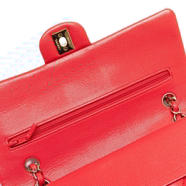 Pre-owned Chanel Medium Classic Caviar Double Flap Red