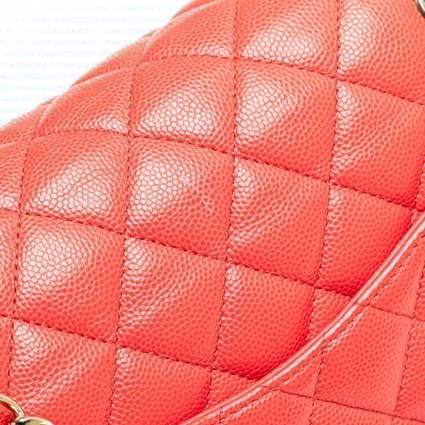 Pre-owned Chanel Medium Classic Caviar Double Flap Red