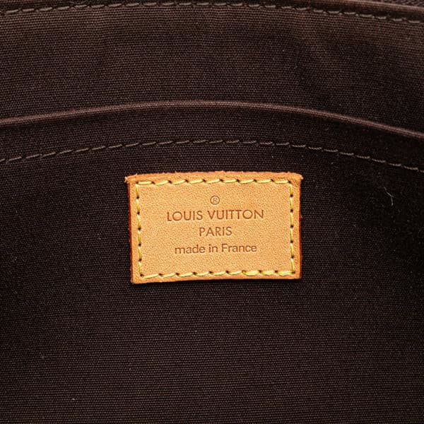 Pre-owned Louis Vuitton Monogram Vernis Rosewood Avenue Red