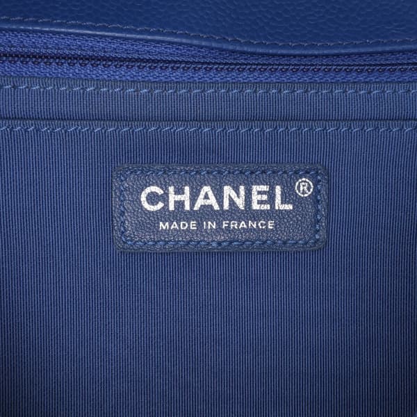 Pre-owned Chanel Medium Chevron Caviar Data Center Envelope Flap Blue