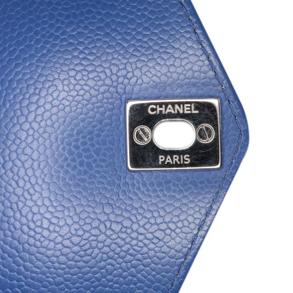 Pre-owned Chanel Medium Chevron Caviar Data Center Envelope Flap Blue
