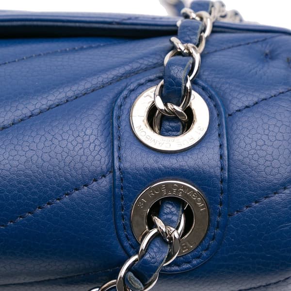 Pre-owned Chanel Medium Chevron Caviar Data Center Envelope Flap Blue