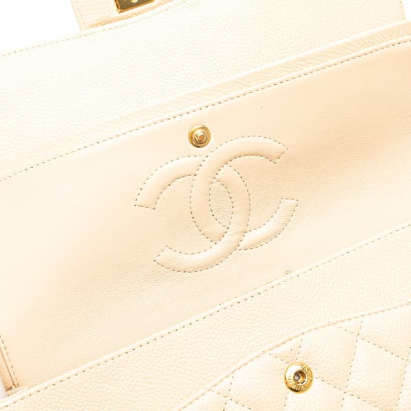 Pre-owned Chanel Medium Classic Caviar Double Flap Brown