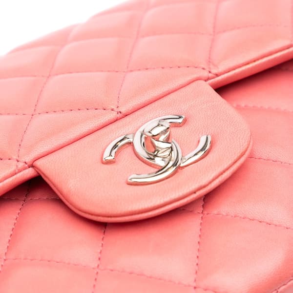 Pre-owned Chanel Jumbo Classic Lambskin Double Flap Pink