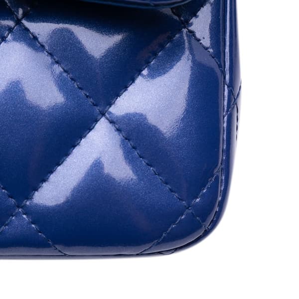 Pre-owned Chanel Jumbo Classic Patent Double Flap Blue