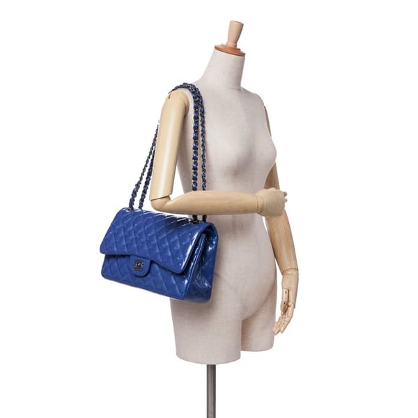 Pre-owned Chanel Jumbo Classic Patent Double Flap Blue