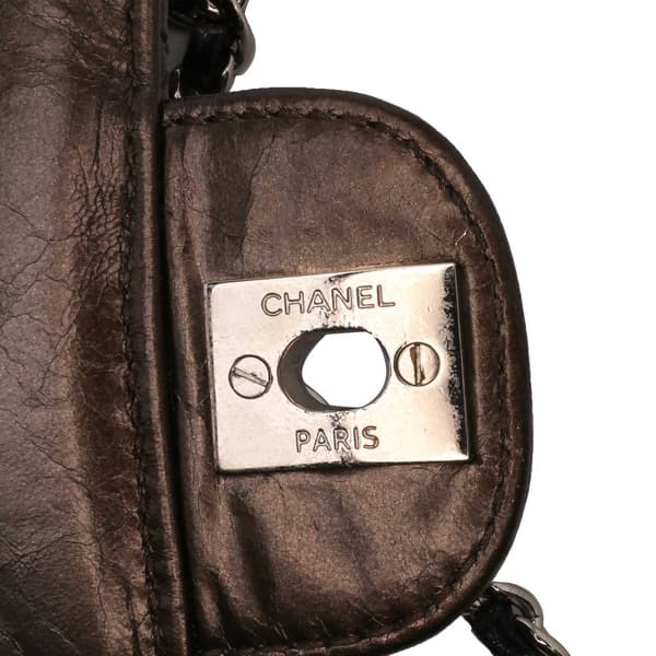 Pre-owned Chanel Medium Metallic Crackled Calfskin Clams Pocket Flap Brown